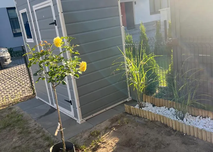 公寓 Uroczy Z Ogrodem 露米雅